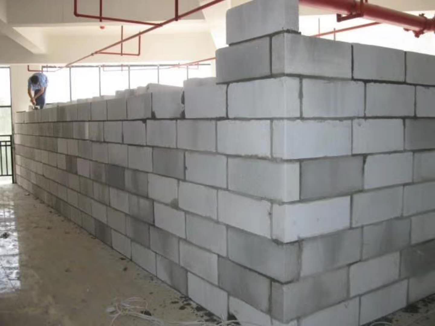 太原蒸压加气混凝土砌块承重墙静力和抗震性能的研究